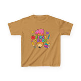 First Grade Kids T‑Shirt — Cute Back to School Pencil & Books Design